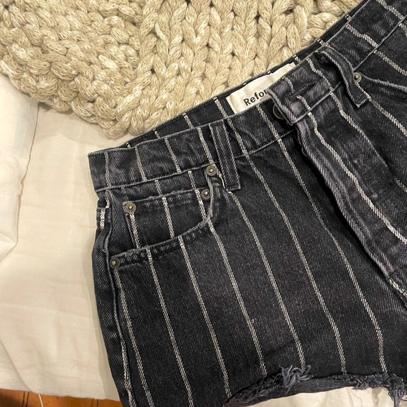 Reformation Striped Shorts - Picture 1 of 3